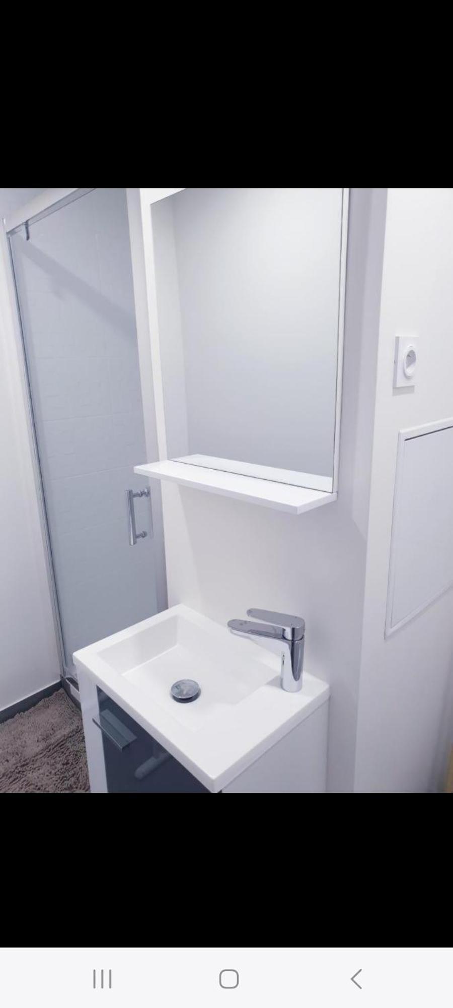 Grand 5 Chambres, 5 Television , 95 M2, Vue Mer, Tramway Sur Place, Gare Train 2 Min, Aeroport 5 Min , Large 5 Bedrooms, 5 Televisions, 95 M2, Sea View, Tram On Site, Train Station 2 Mins, Airport 5 Mins Appartamento