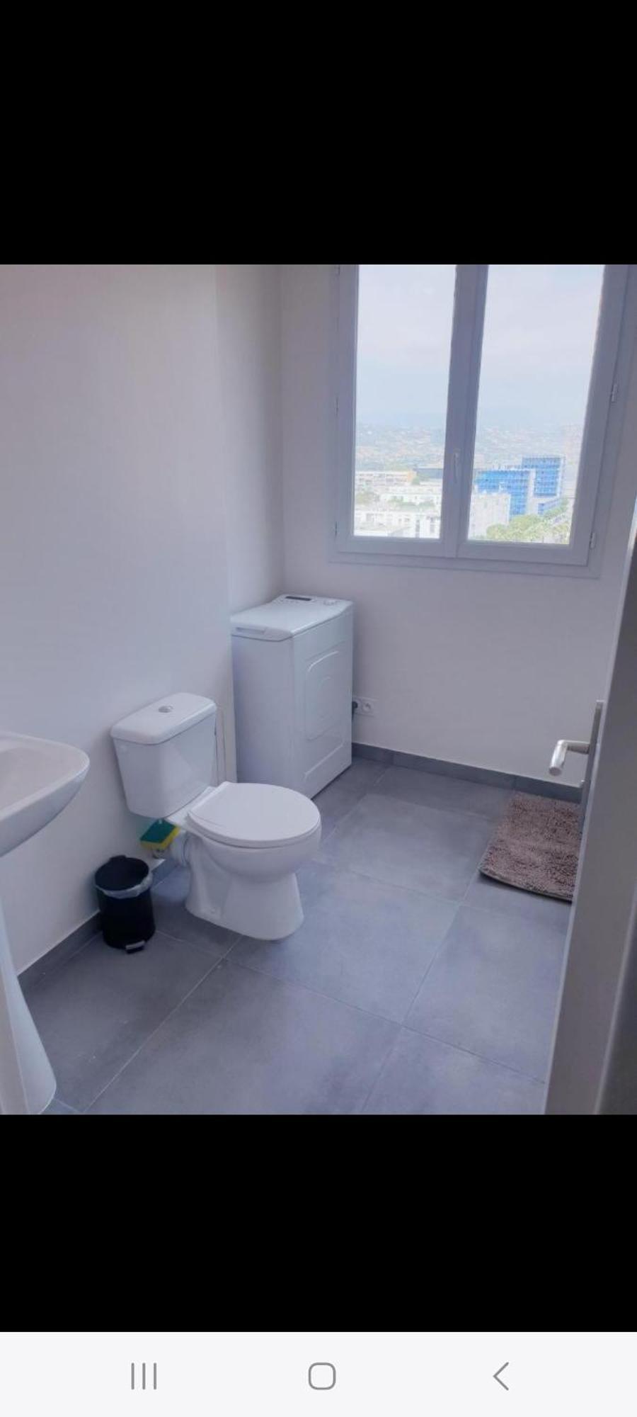 Grand 5 Chambres, 5 Television , 95 M2, Vue Mer, Tramway Sur Place, Gare Train 2 Min, Aeroport 5 Min , Large 5 Bedrooms, 5 Televisions, 95 M2, Sea View, Tram On Site, Train Station 2 Mins, Airport 5 Mins Appartamento *